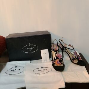 💥 HOST PICK💥 Prada Black Iris Heels